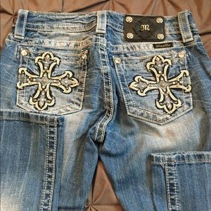 Miss Me, Signature Cuffed Capris, Size 28